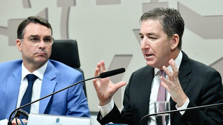 Moraes abusou dos poderes do TSE, diz Glenn Greenwald