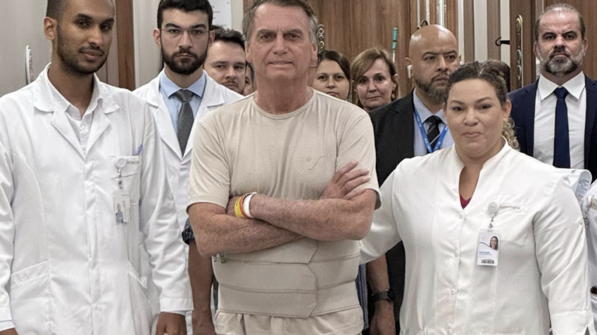 Bolsonaro segue estável e sem previsão de alta, diz boletim