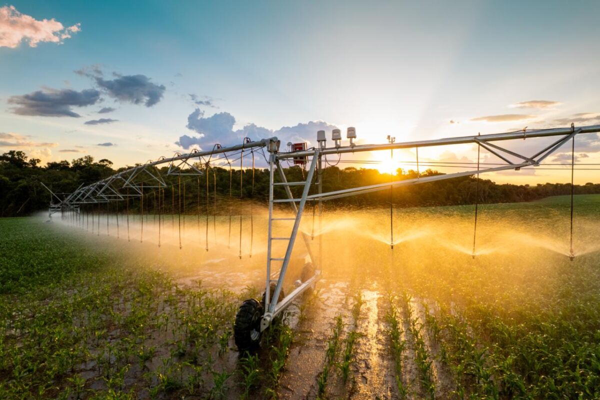 Com pivô central, usina paulista supera seca e aumenta produtividade da cana em 86%