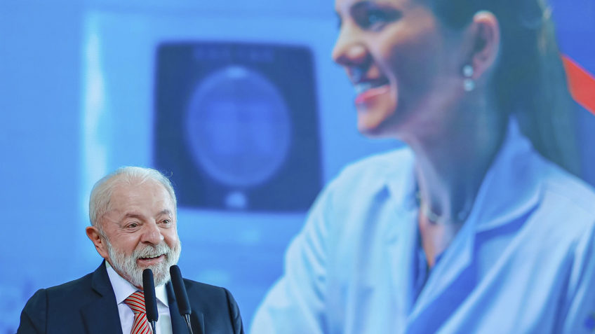 Nísia é a responsável, diz Lula sobre o Agora Tem Especialistas