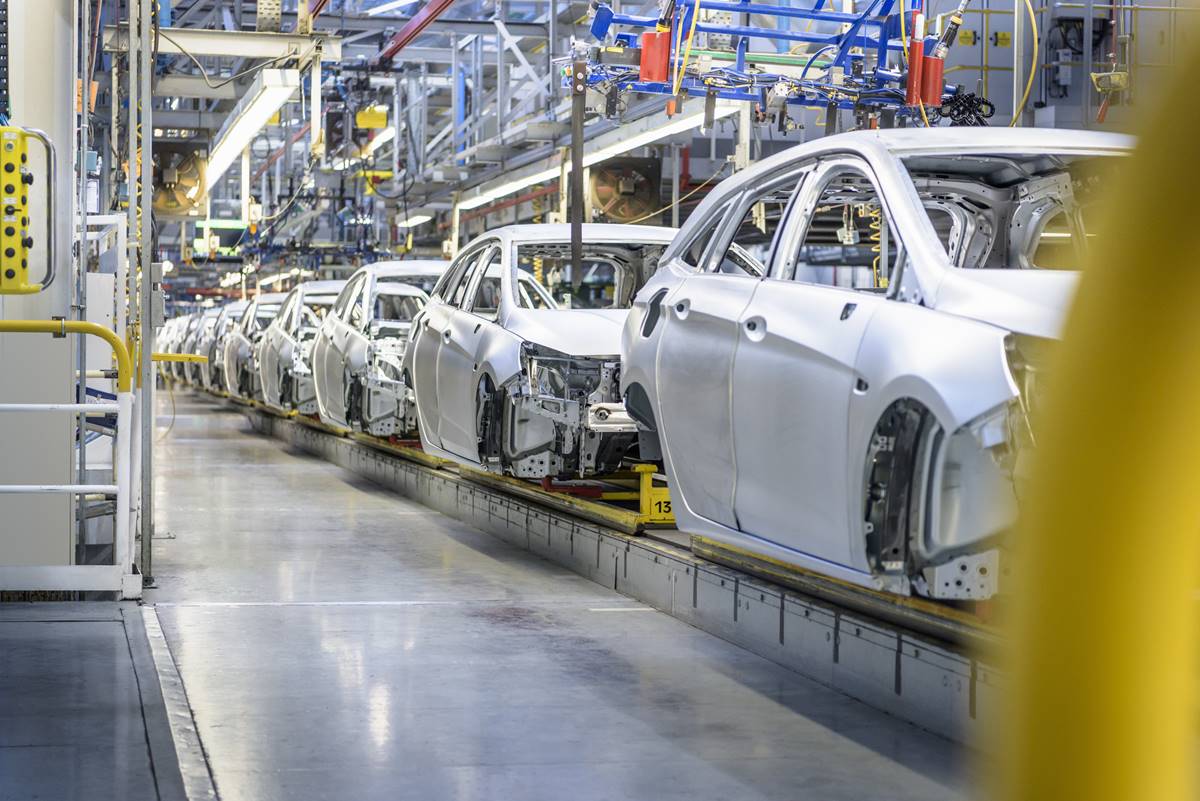 Venda de carros novos dá salto de 16,6% em um ano no Brasil