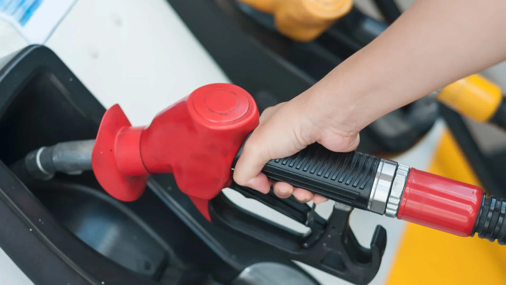 Petrobras reduz preço da gasolina A para as distribuidoras