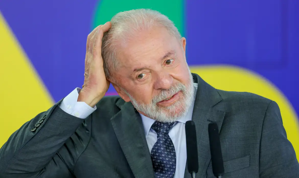 Lula diz que atritos internos são naturais na economia e meio ambiente