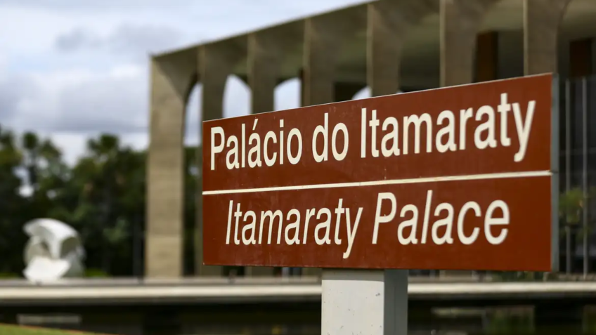 Com detenções, Itamaraty aumenta apoio a brasileiros nos EUA