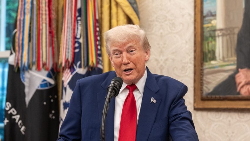 Trump defende acabar com limite da dívida pública dos EUA