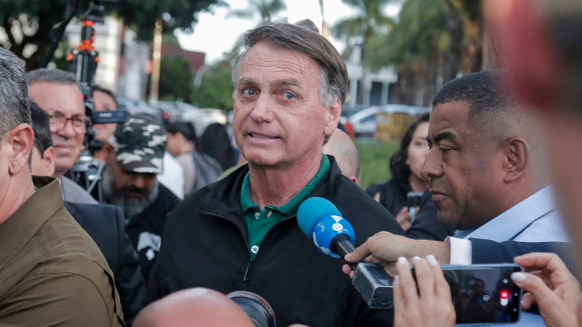 Bolsonaro diz à PF que não contatou autoridades dos EUA sobre sanções