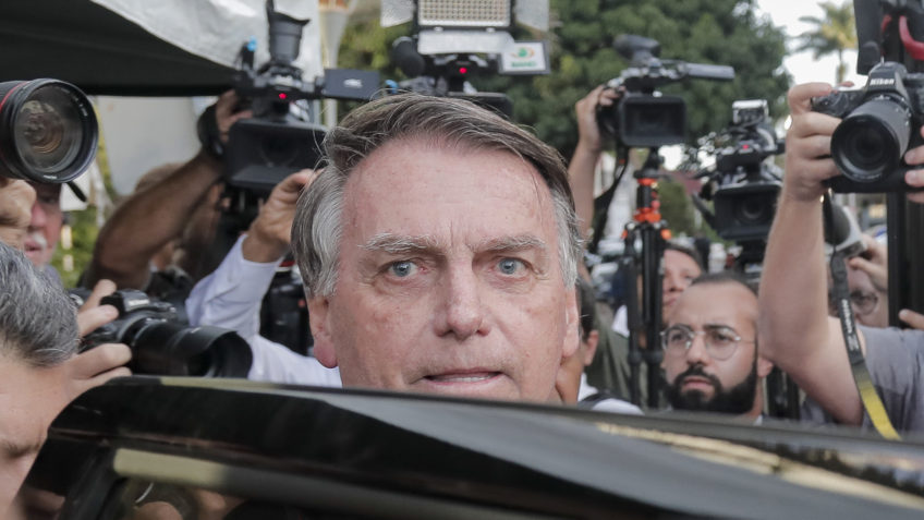 Bolsonaro diz à PF que teve conversa “reservada” com diplomata dos EUA