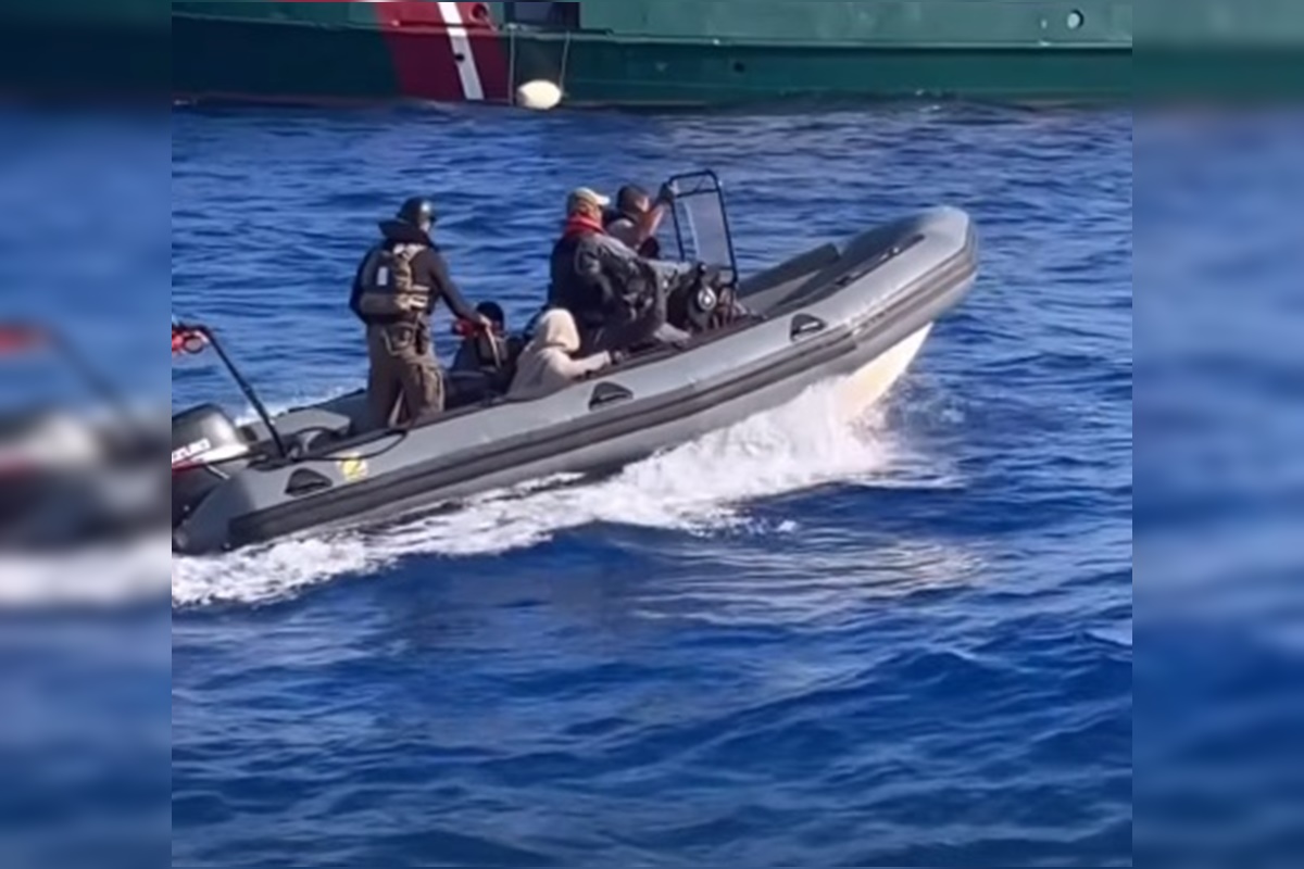 Israel abordará barco com Greta e brasiliense caso se aproxime de Gaza