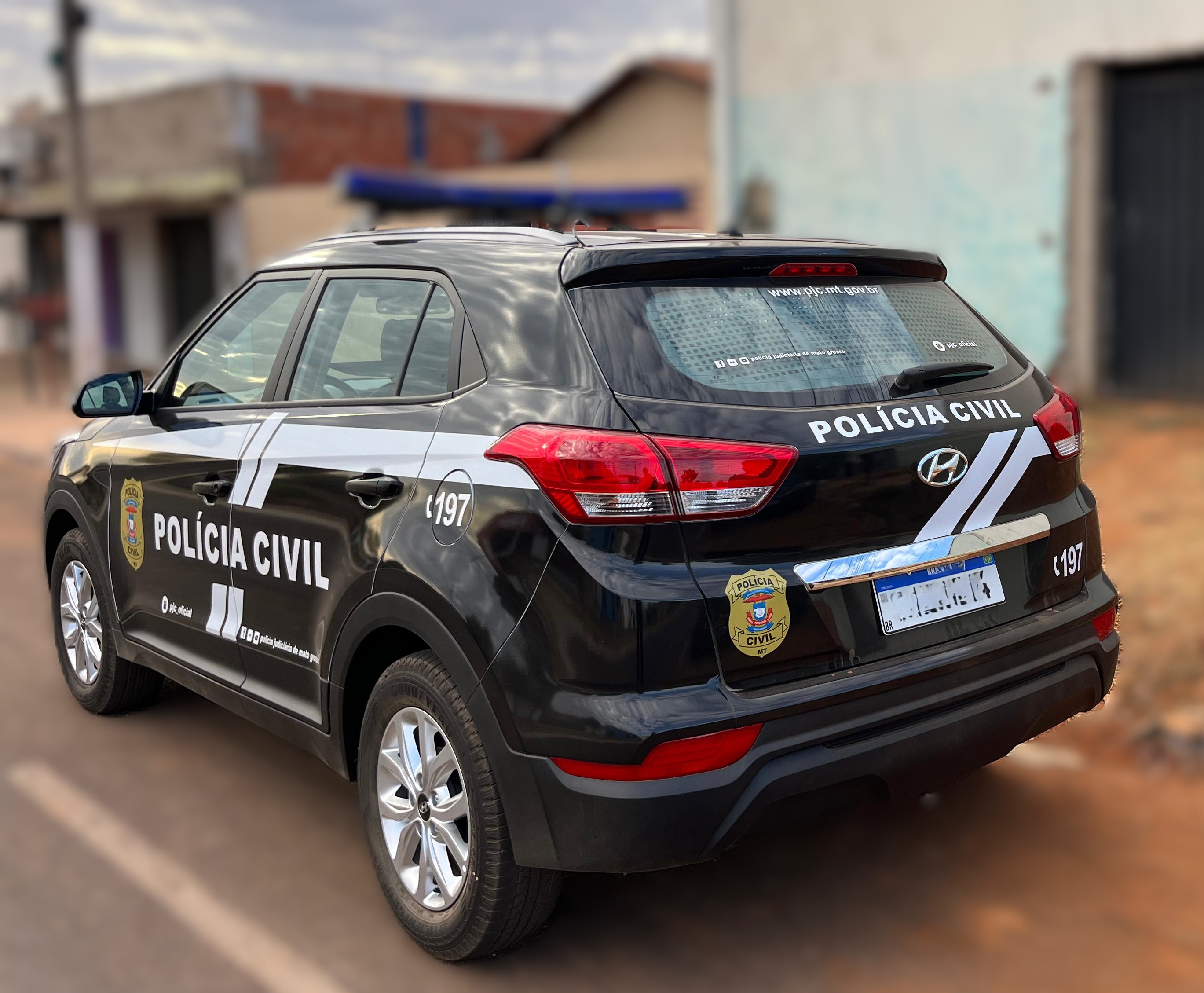 Mais dois homens foragidos da Justiça são presos pela Polícia Civil