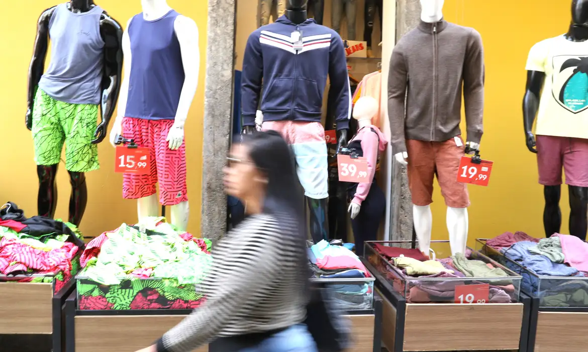Dia dos Namorados deve movimentar R$ 324,8 milhões na economia do Rio