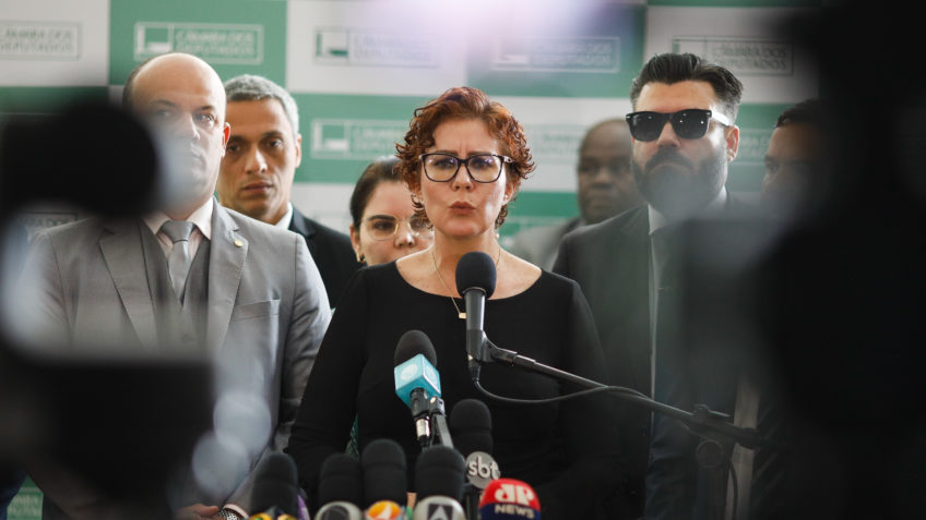 Zambelli diz que vai se apresentar a autoridades na Itália
