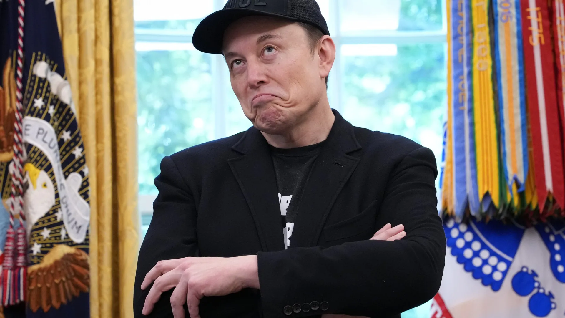 Após deixar prédio do governo equipe de Musk 'esquece' sobras de maconha