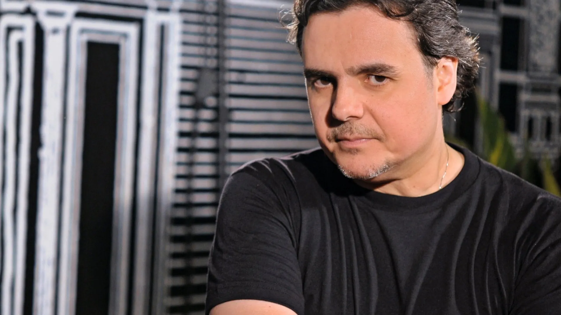 Cássio Gabus Mendes nega que tenha criticado 'Vale Tudo' nas redes