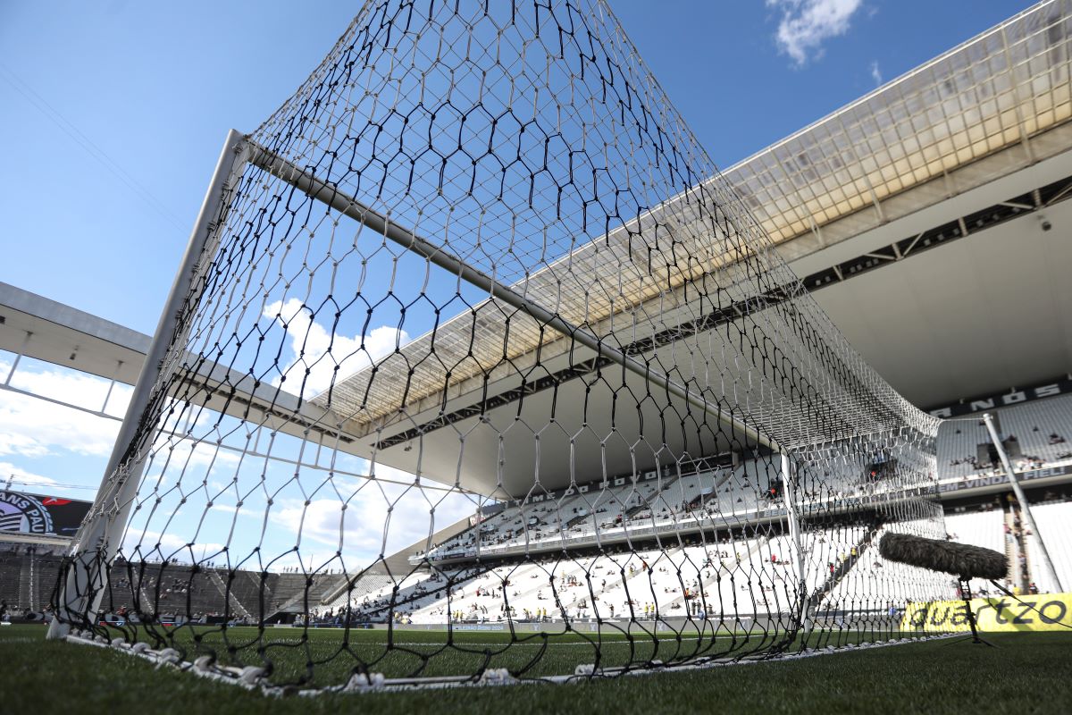 Corinthians afasta gerente da Arena por denúncia de assédio moral