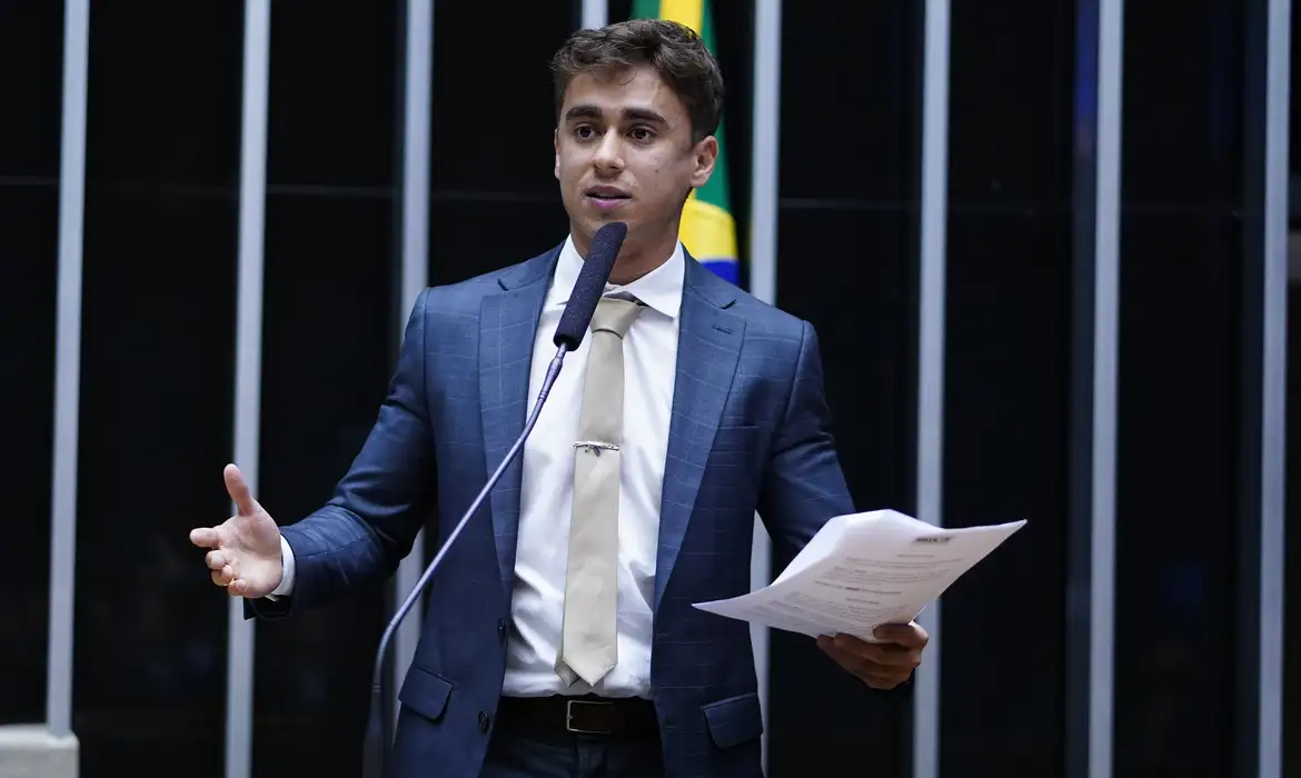 STJ mantém condenação de Nikolas por transfobia contra Duda Salabert