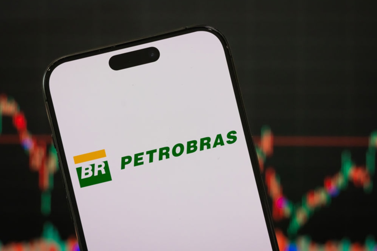 Ação da Petrobras volta a disparar com fala de Haddad sobre dividendos
