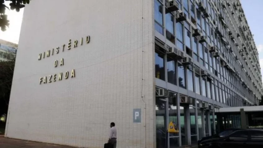 Fazenda espera R$ 10 bi com nova compensação tributária