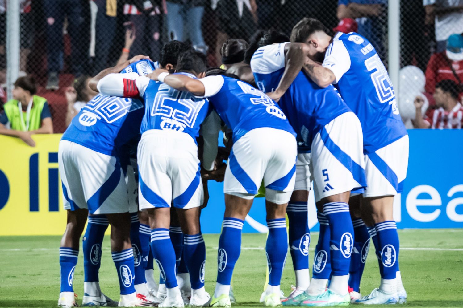 Vitória Cup contará com duelo inédito no futebol sul-americano