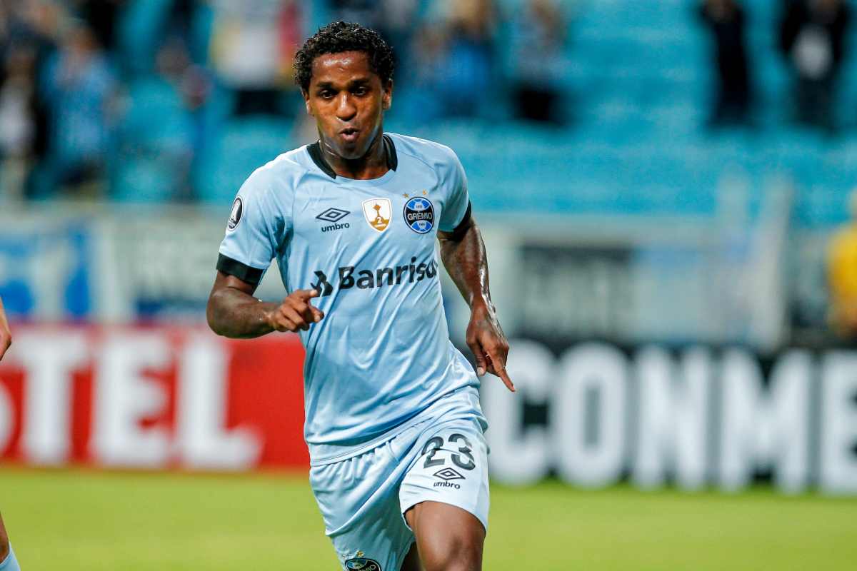 Ex-jogador do Grêmio é preso no Equador; entenda o motivo