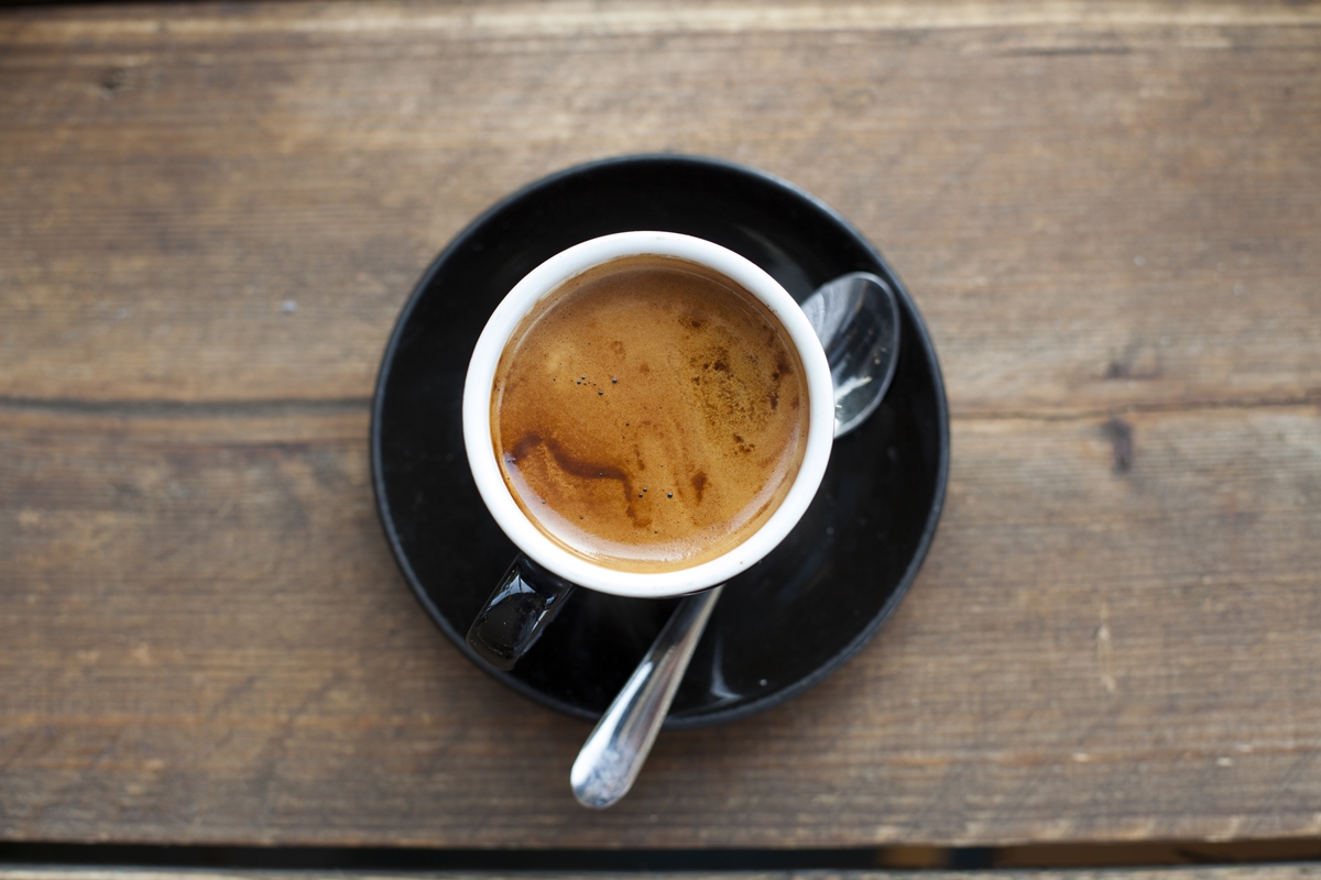 O que são PFAS e como café e ovos aumentam sua presença no organismo