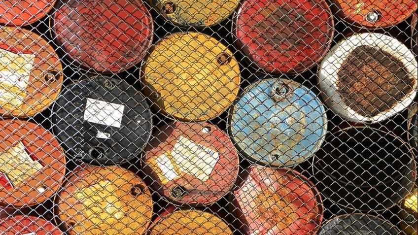 Petróleo cai com realização de lucros e sinal do Irã para frear conflito