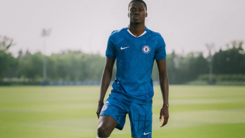 Chelsea joga Mundial de Clubes sem patrocinador na camisa
