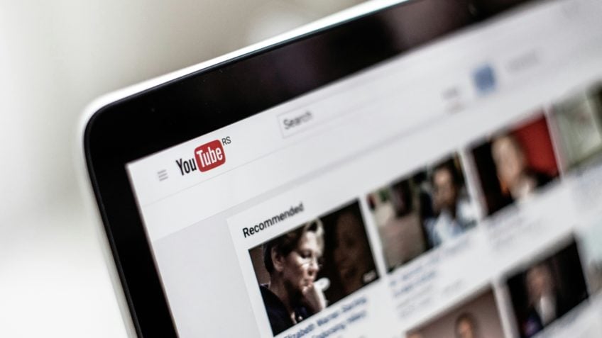 YouTube e Instagram são apps preferidos para se informar no Brasil