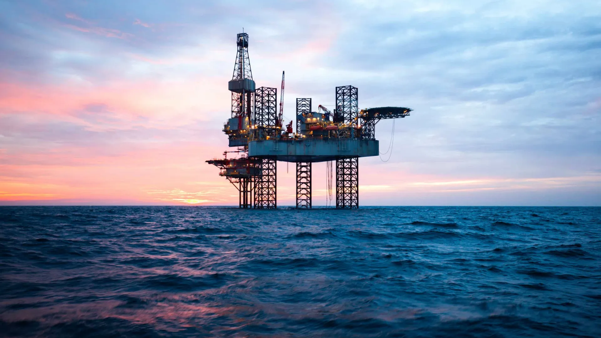 Petrobras assina contratos de R$ 4,9 bilhões para retomar obras da Refinaria Abreu e Lima