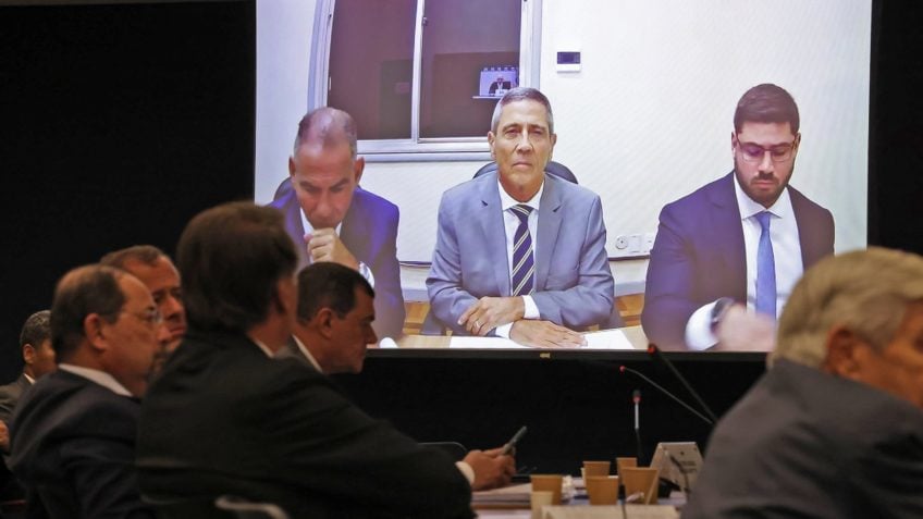 Defesa de Braga Netto pede ao STF acareação com Mauro Cid