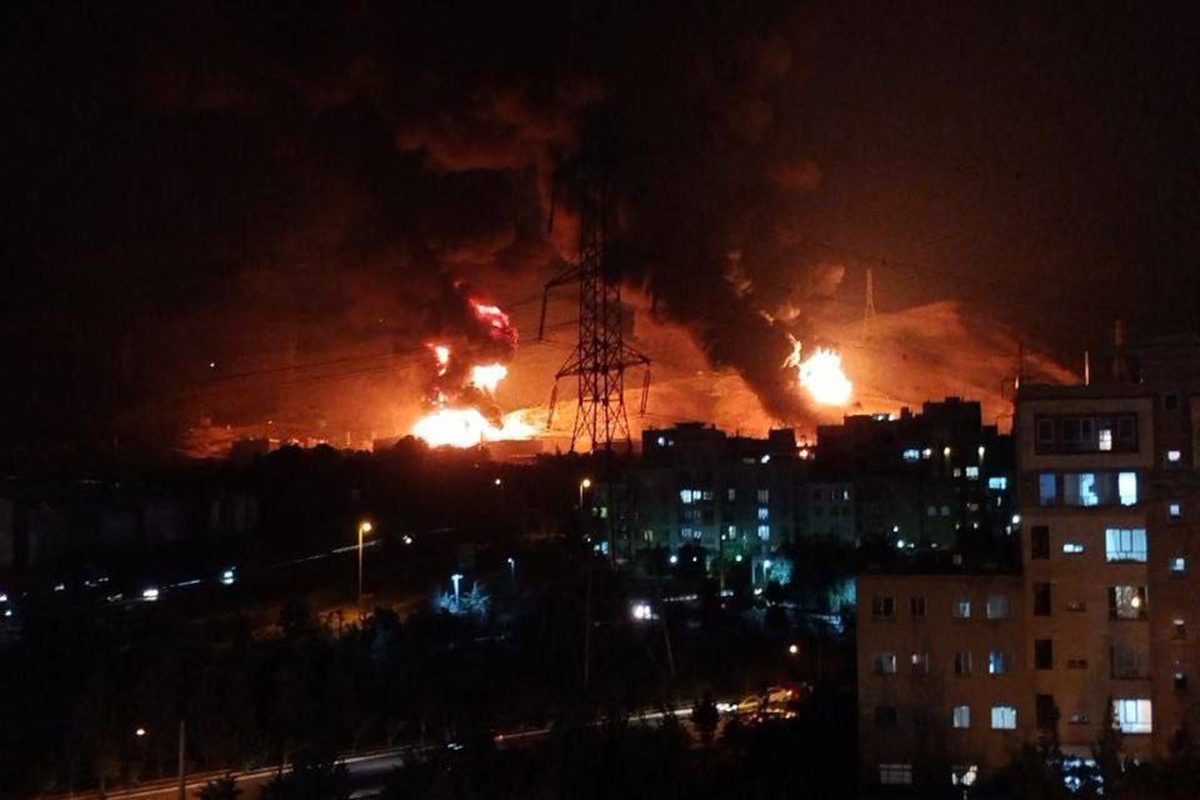 Moradores deixam Teerã em massa sob medo de novos ataques de Israel