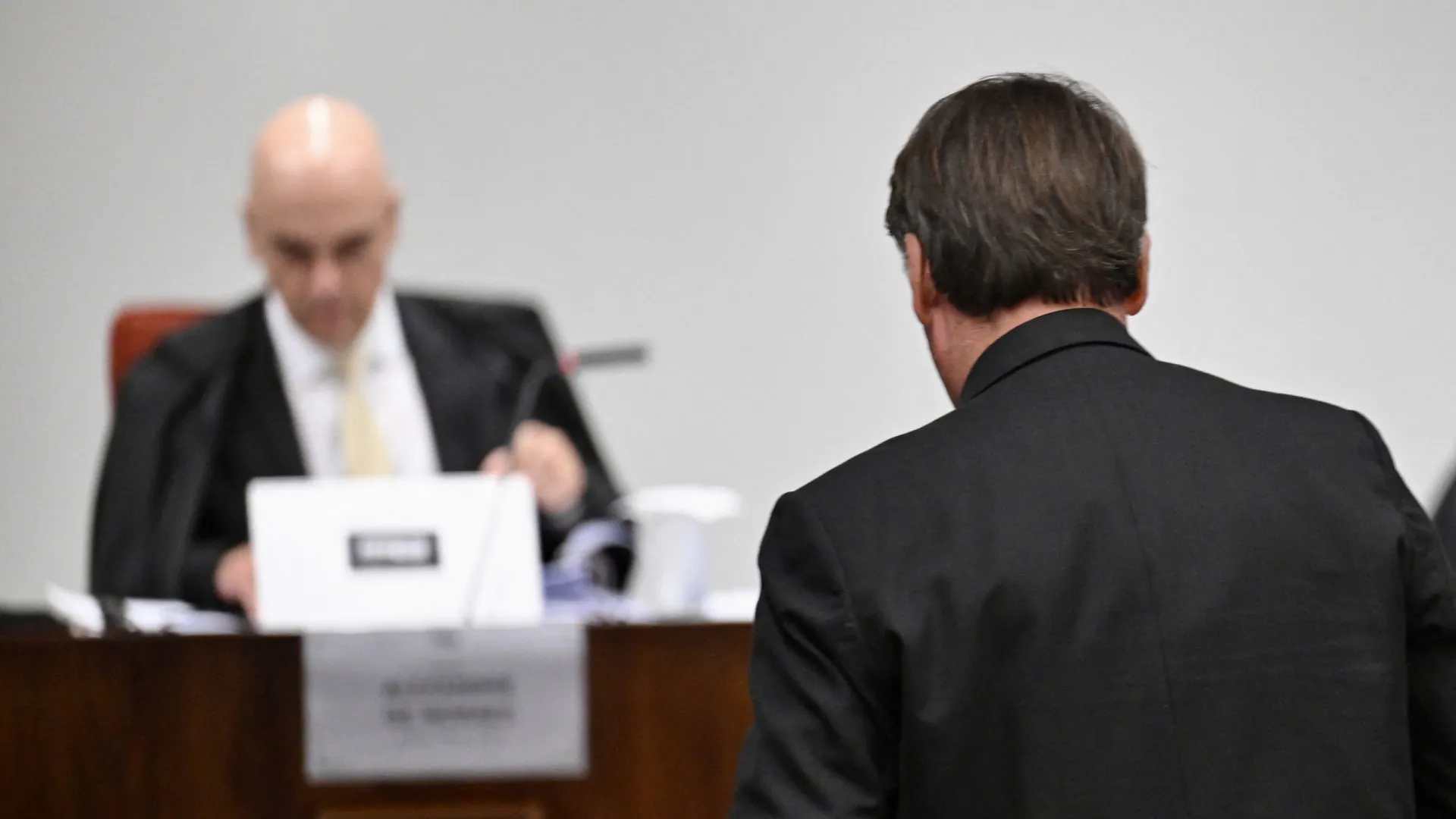 Moraes nega pedido de Bolsonaro para anular delação de Cid