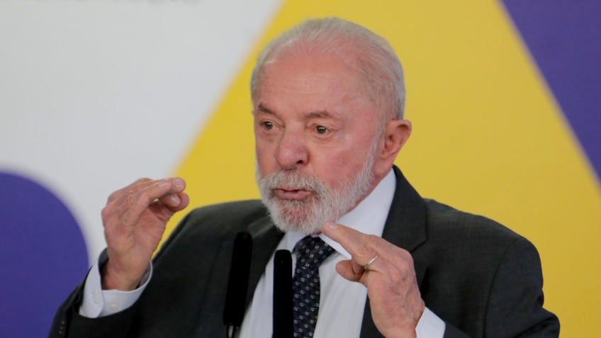 Israel ameaça fazer do Oriente Médio um único campo de batalha, diz Lula