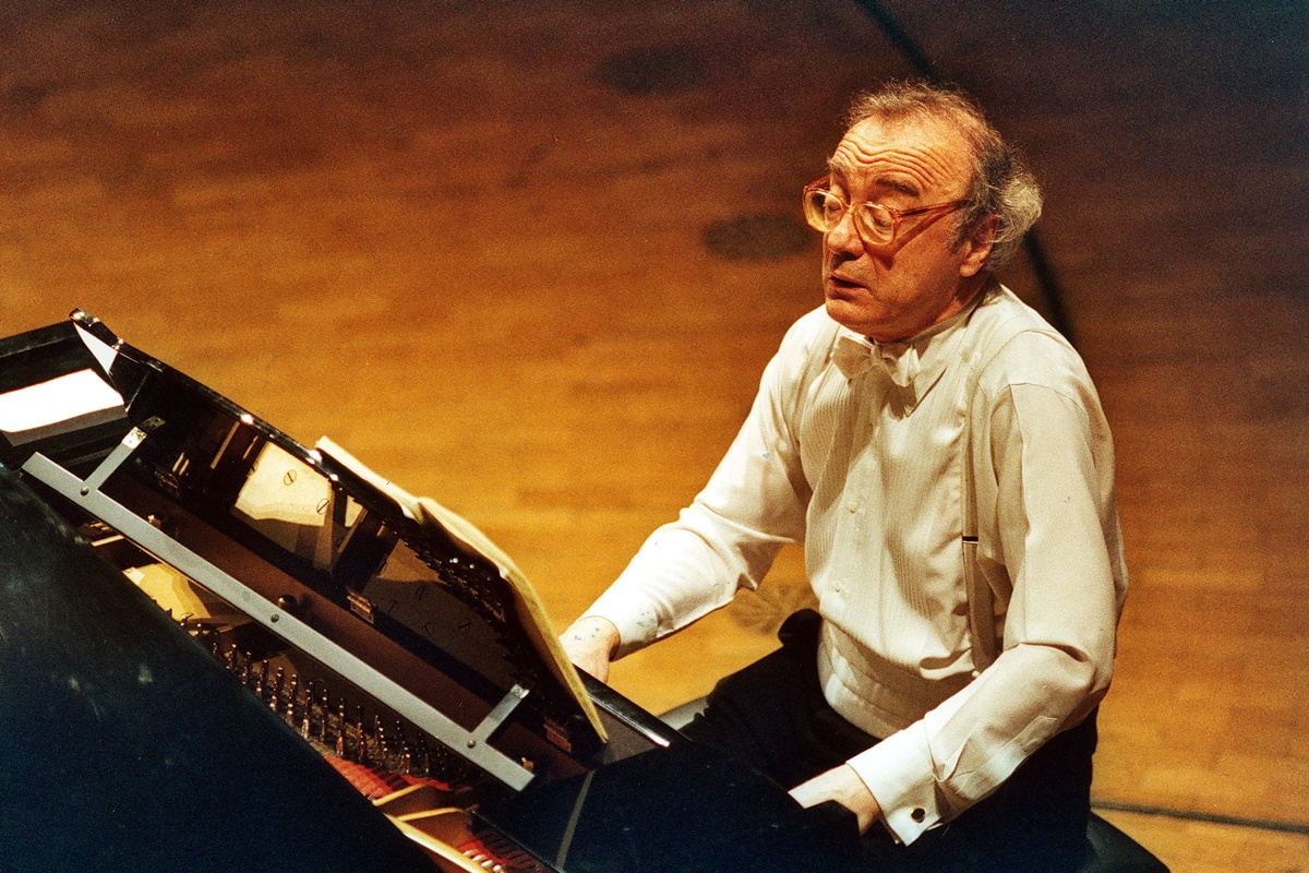 Morre Alfred Brendel, um dos maiores pianistas do mundo, aos 94 anos