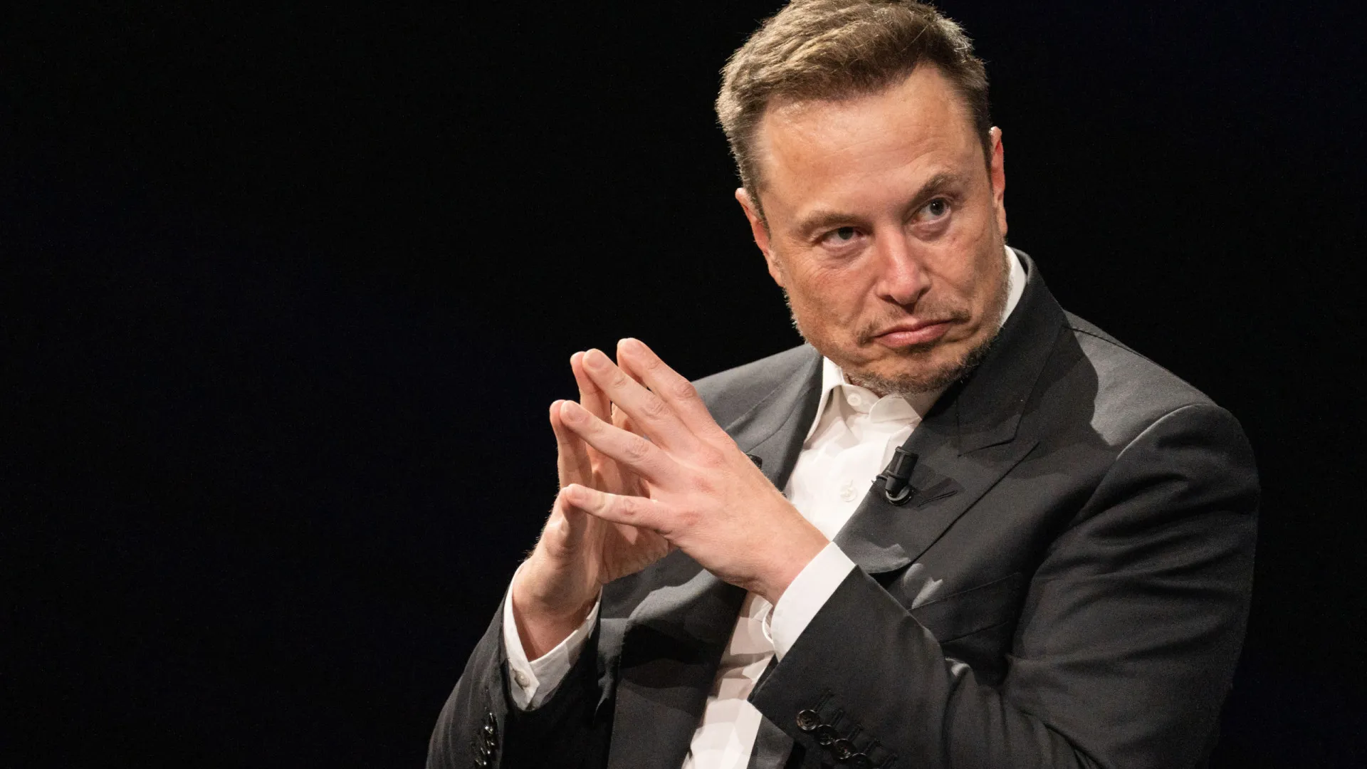 Elon Musk publica teste toxicológico após acusações de uso de drogas