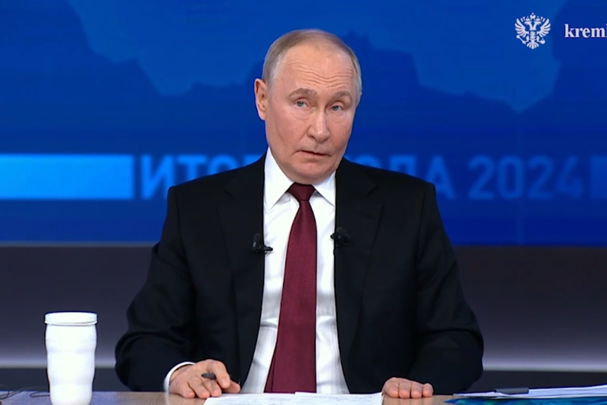 Rússia alerta EUA sobre apoiar Israel; Putin se oferece como moderador