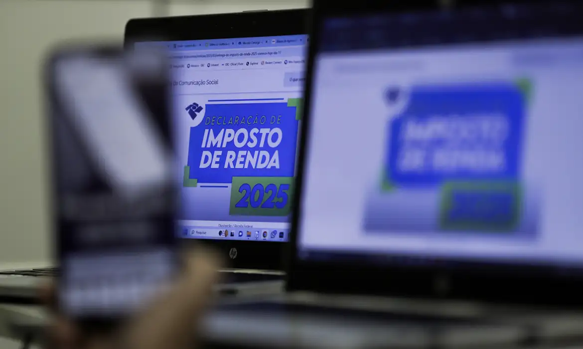 Receita abre consulta a novo lote de restituição na segunda-feira