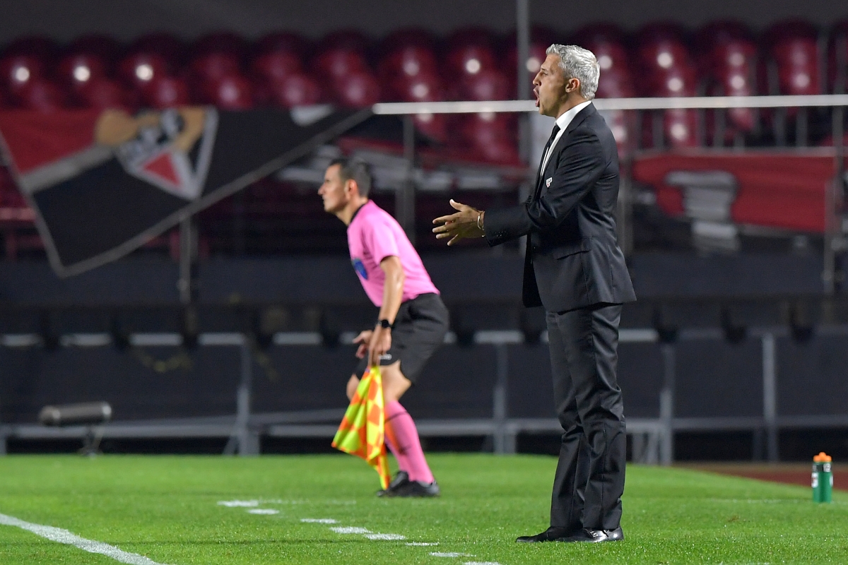 Hernán Crespo é anunciado como novo técnico do São Paulo. Confira