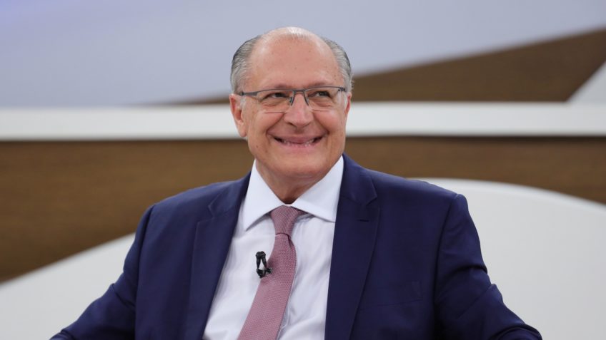Alckmin dá parabéns a FHC por aniversário de 94 anos