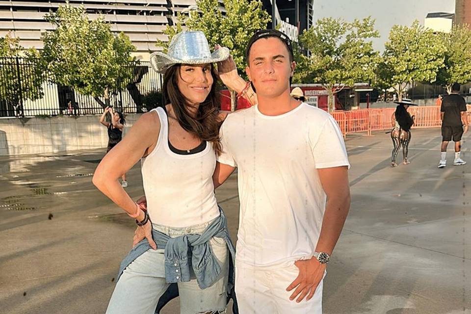 Ivete Sangalo exalta habilidade do filho Marcelo para a música