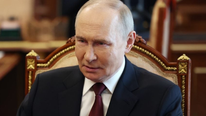 Intervenção dos EUA no Irã pode causar "escalada perigosa", diz Putin