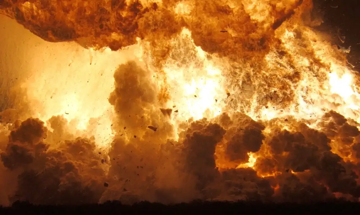 Em mais um revés para a Space X, foguete Starship explode no Texas