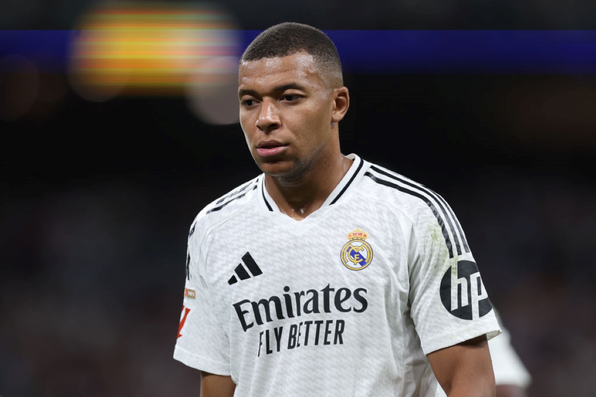 Mbappé recebe alta e será reintegrado ao elenco do Real Madrid