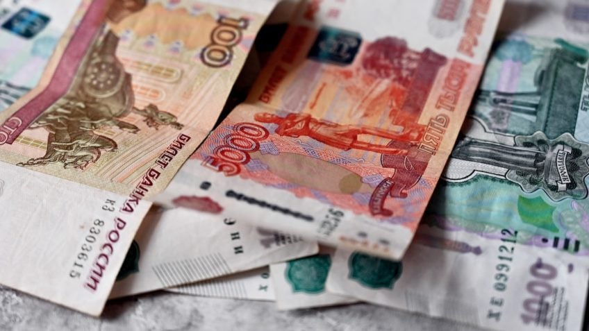 Rússia está "à beira da recessão”, diz ministro da Economia