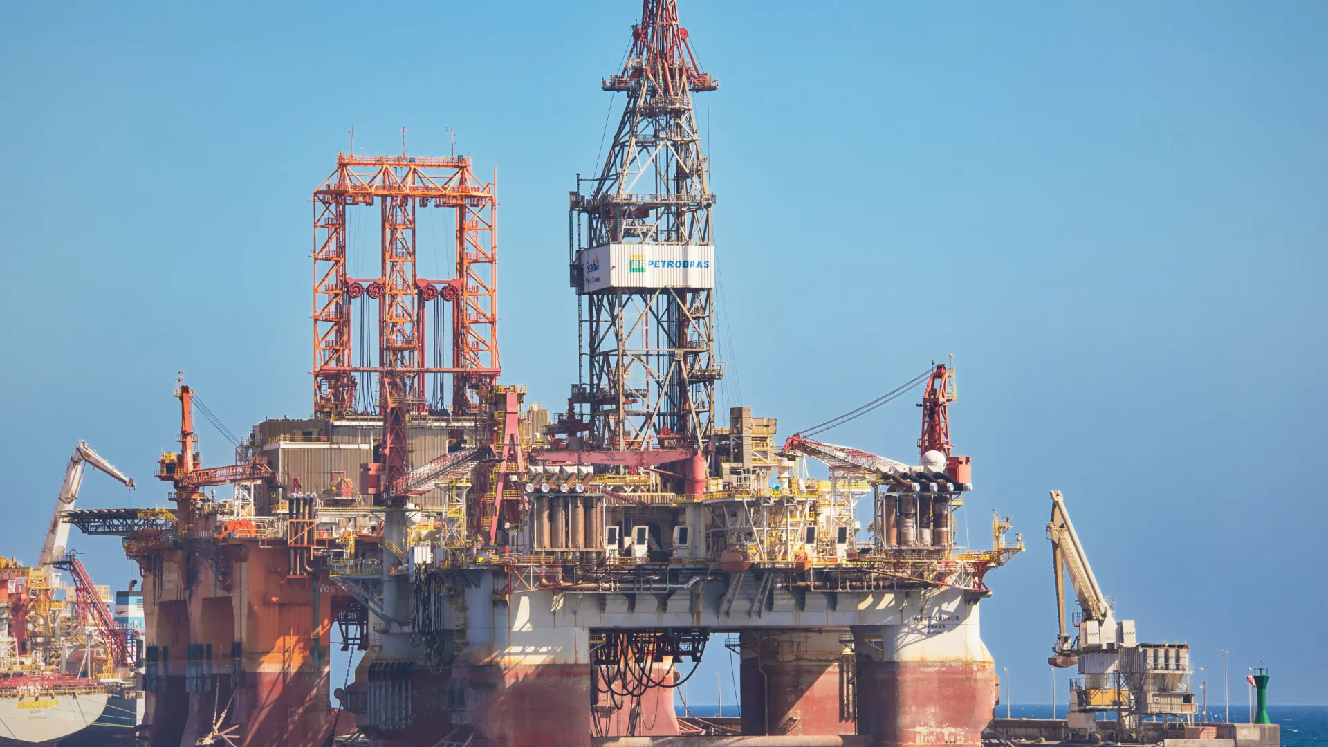 Petrobras paga hoje 2ª parcela aos acionistas