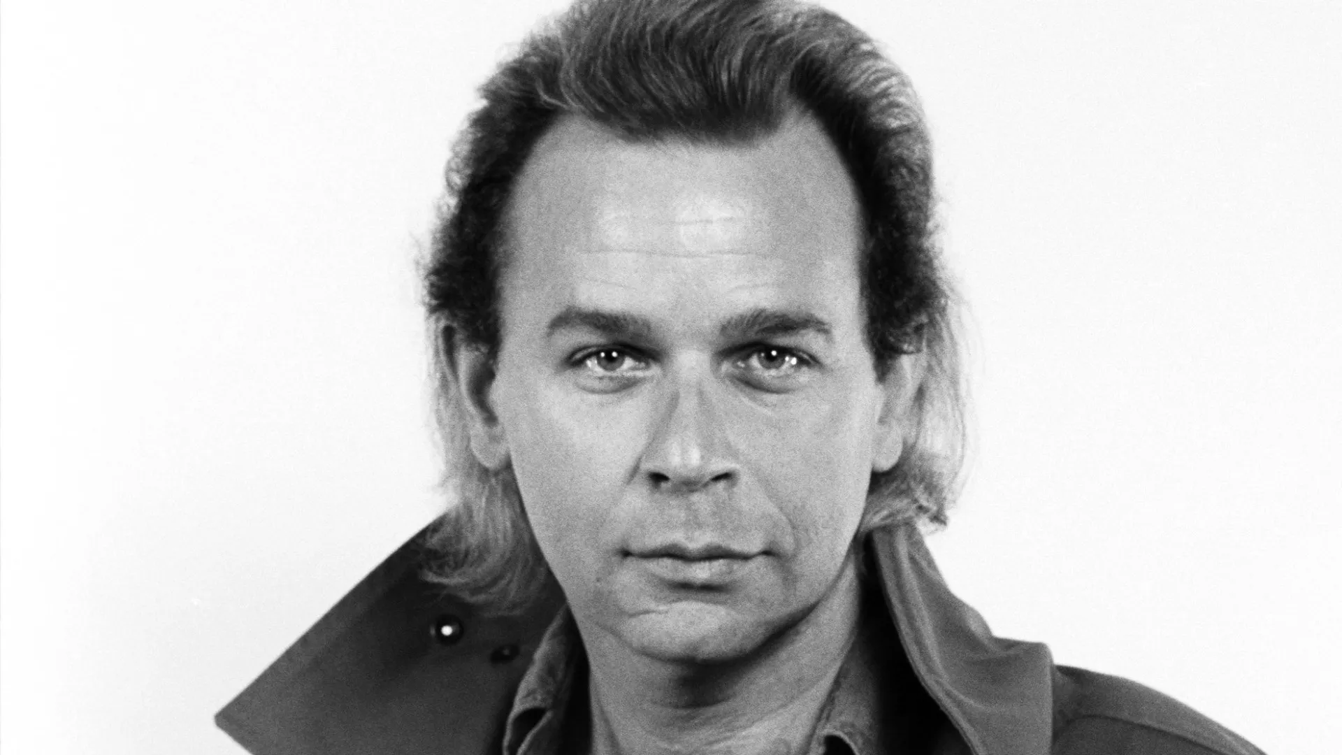 Morre o cantor Lou Christie, do hit americano 'Lightnin' Strikes', aos 82 anos