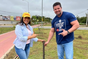 Vereadores plantam ipês e apoiam reflorestamento urbano em Cuiabá