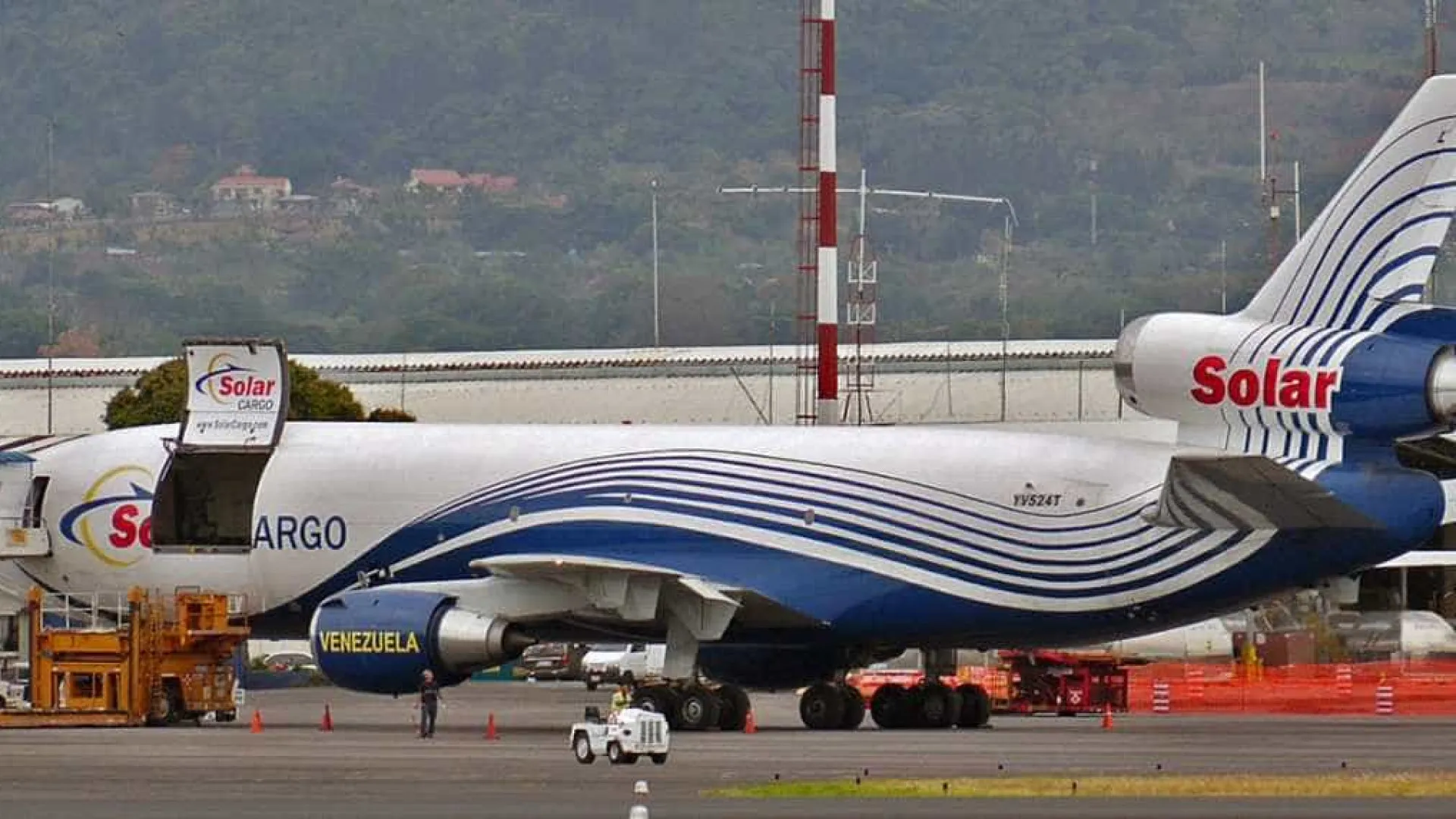 Empresa brasileira anuncia que vai projetar cabine do maior avião cargueiro do mundo