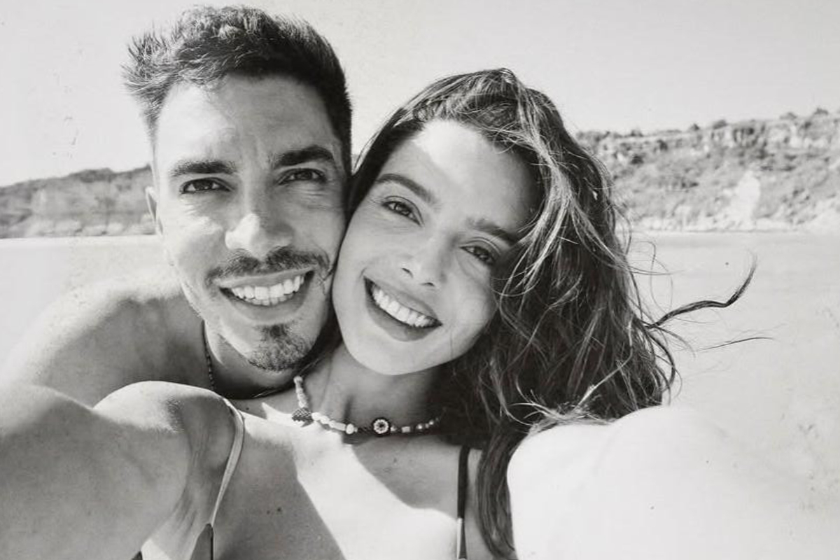 Horas antes do casamento, Giovanna Lancellotti se declara ao noivo