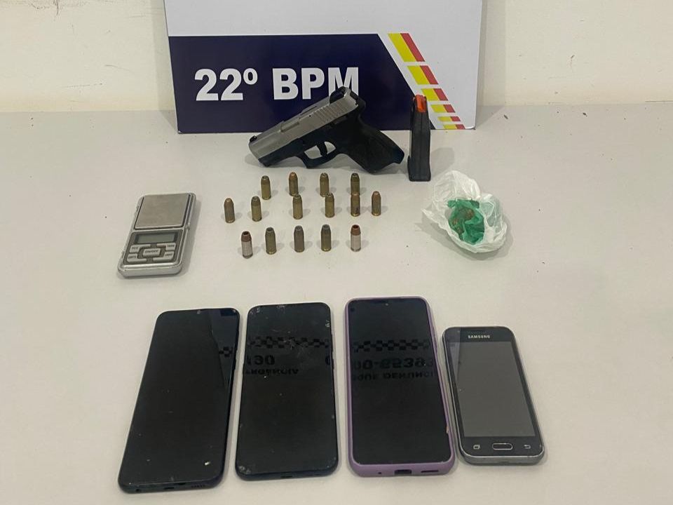 Polícia Militar prende dois faccionados e apreende arma de fogo e drogas em Peixoto de Azevedo