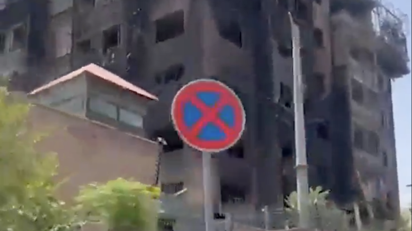 Vídeo mostra danos à sede da polícia cibernética em Teerã